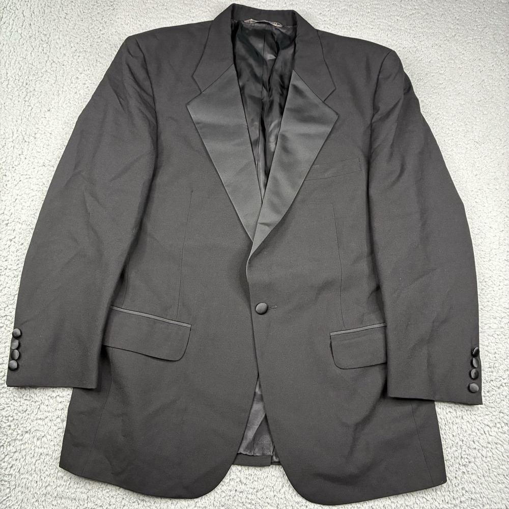Vintage Burberrys Black Wool Tuxedo Dinner Jacket Men's 42L Satin Lapel Canada